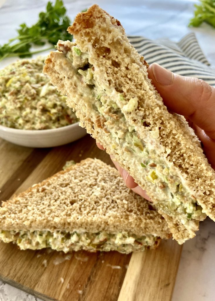 vegan chicken salad sandwich